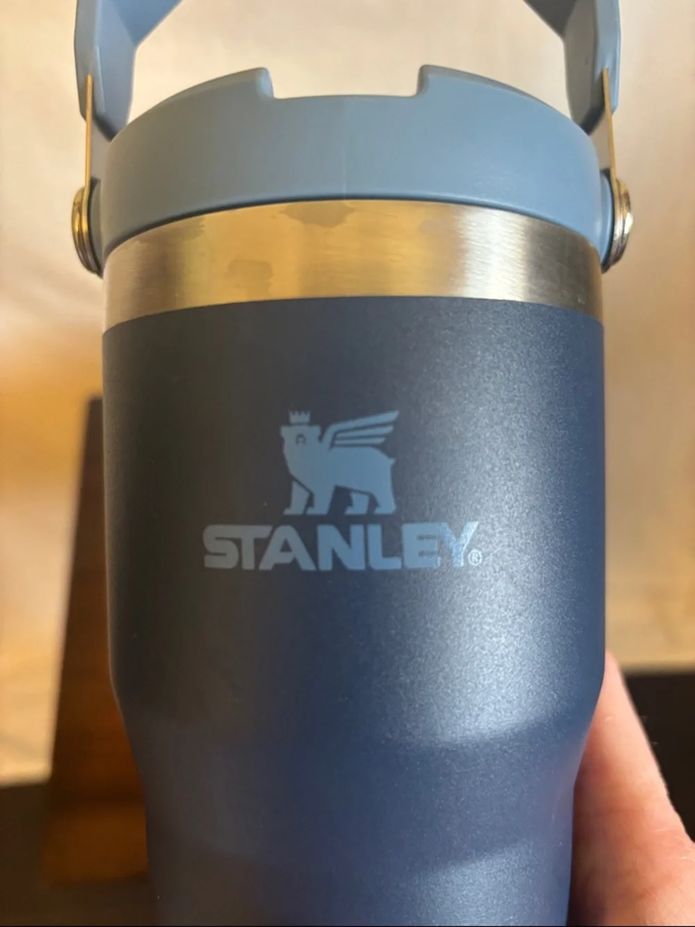 Stanley 20 oz Navy and Light Blue classic Flip Straw Tumbler with Handle - Picture 2 of 12